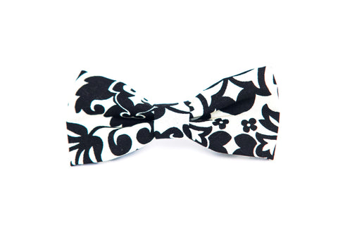 Black and White Damask Bow Tie